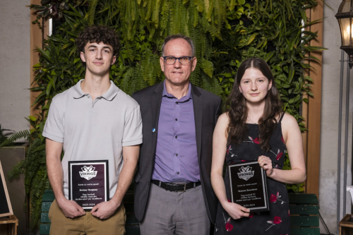 laureats-meilleure-moyenne-academique-Gala-sportif